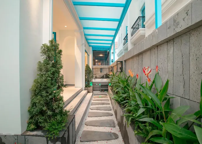 Villa S - Center & Near - 4br Private With Pool, Jacuzzi, Sauna, Karaoke