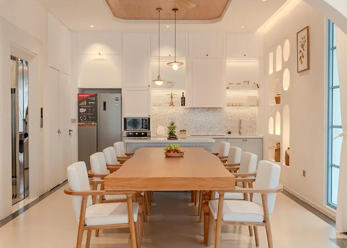 S - Center & Near - 4br Private With Pool, Jacuzzi, Sauna, Karaoke Villa