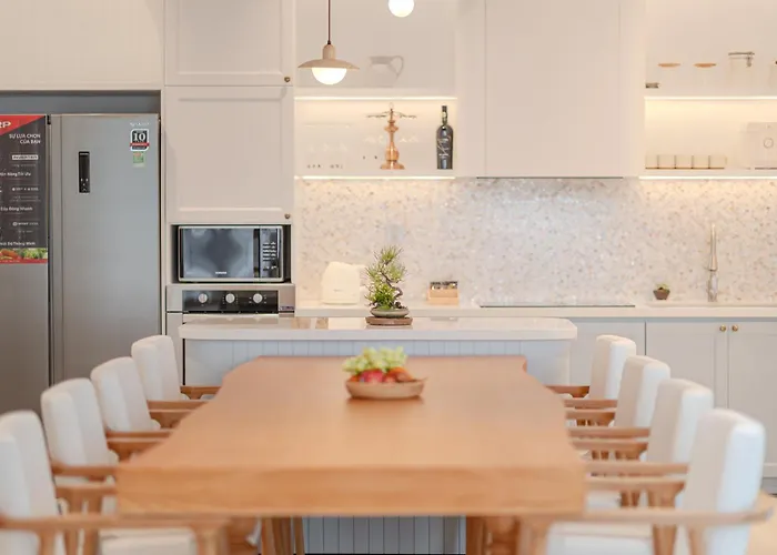 Villa S - Center & Near - 4br Private With Pool, Jacuzzi, Sauna, Karaoke *