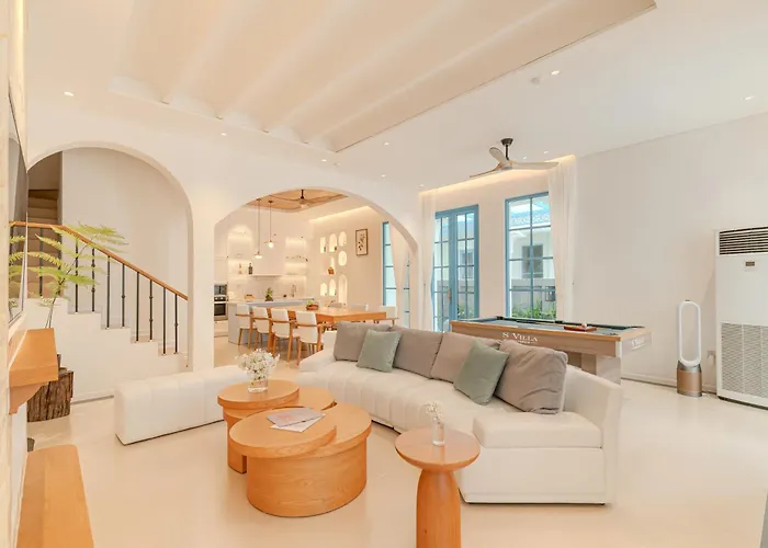 S - Center & Near - 4br Private With Pool, Jacuzzi, Sauna, Karaoke