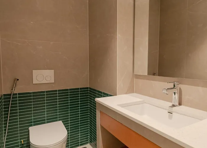 Villa S - Center & Near - 4br Private With Pool, Jacuzzi, Sauna, Karaoke
