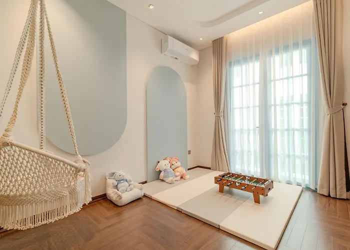 S - Center & Near - 4br Private With Pool, Jacuzzi, Sauna, Karaoke Villa Ha Long