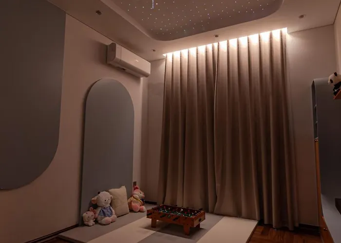 S - Center & Near - 4br Private With Pool, Jacuzzi, Sauna, Karaoke Villa