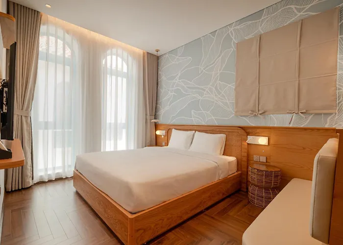 Villa S - Center & Near - 4br Private With Pool, Jacuzzi, Sauna, Karaoke *