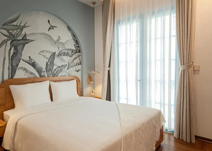 S - Center & Near - 4br Private With Pool, Jacuzzi, Sauna, Karaoke Villa Ha Long