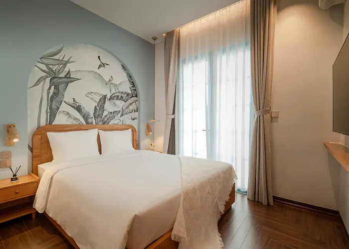S - Center & Near - 4br Private With Pool, Jacuzzi, Sauna, Karaoke Ha Long