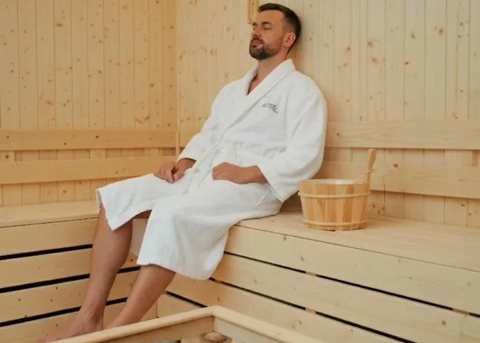 S - Center & Near - 4br Private With Pool, Jacuzzi, Sauna, Karaoke *